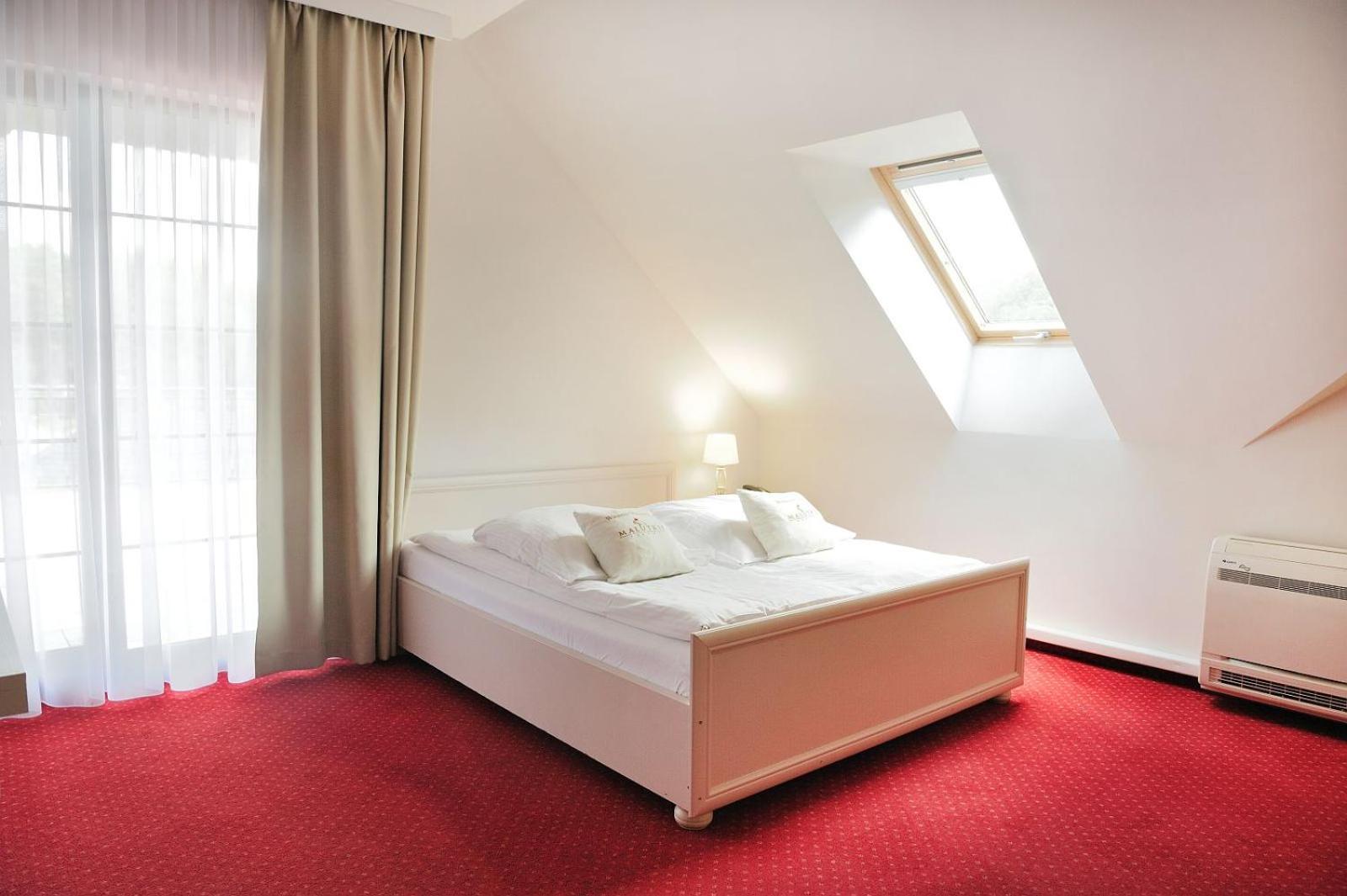 Malutkie Resort Radomsko Eksteriør bilde