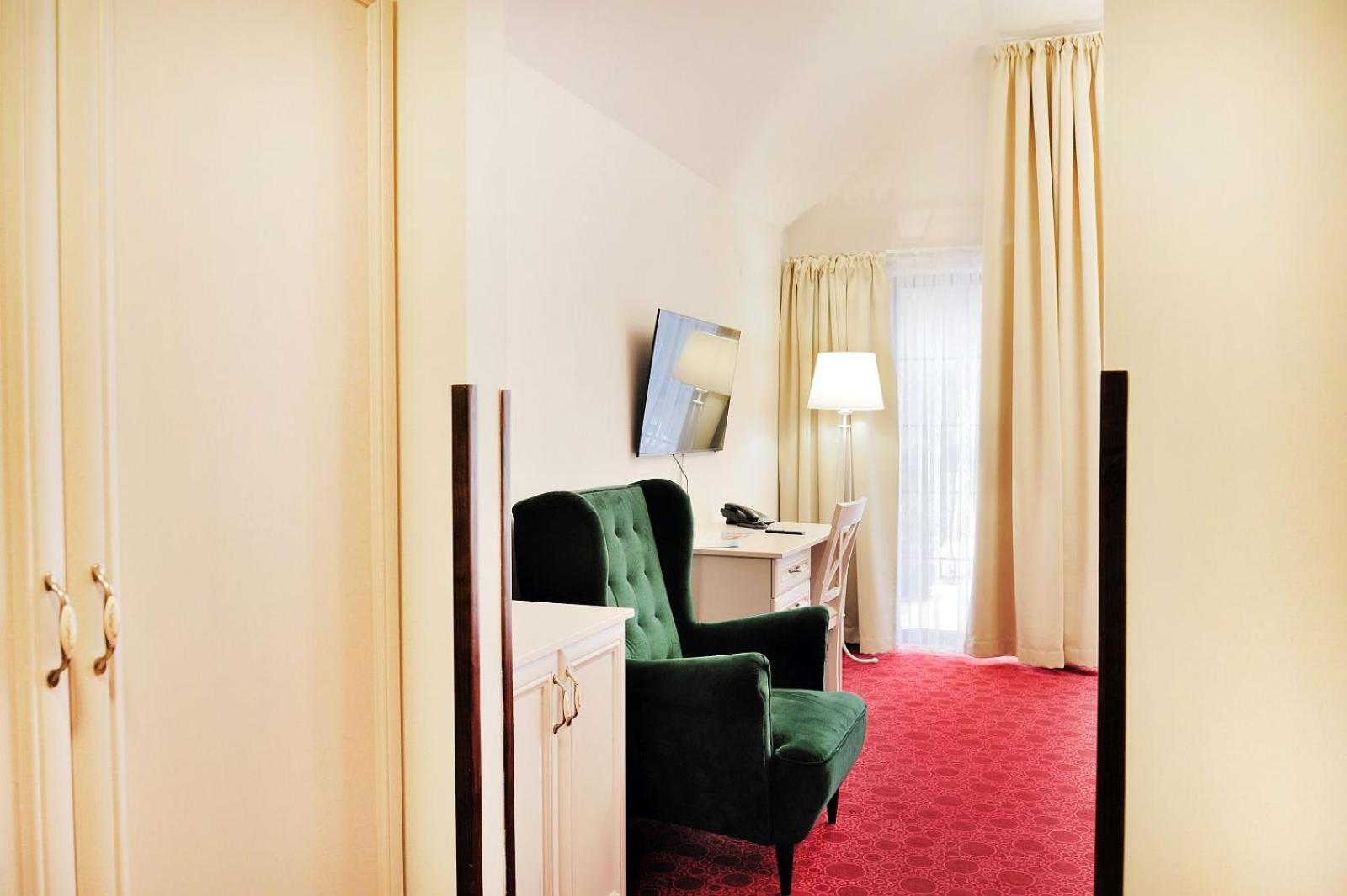 Malutkie Resort Radomsko Eksteriør bilde