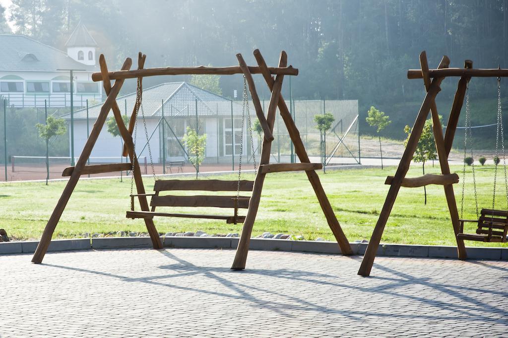 Malutkie Resort Radomsko Eksteriør bilde