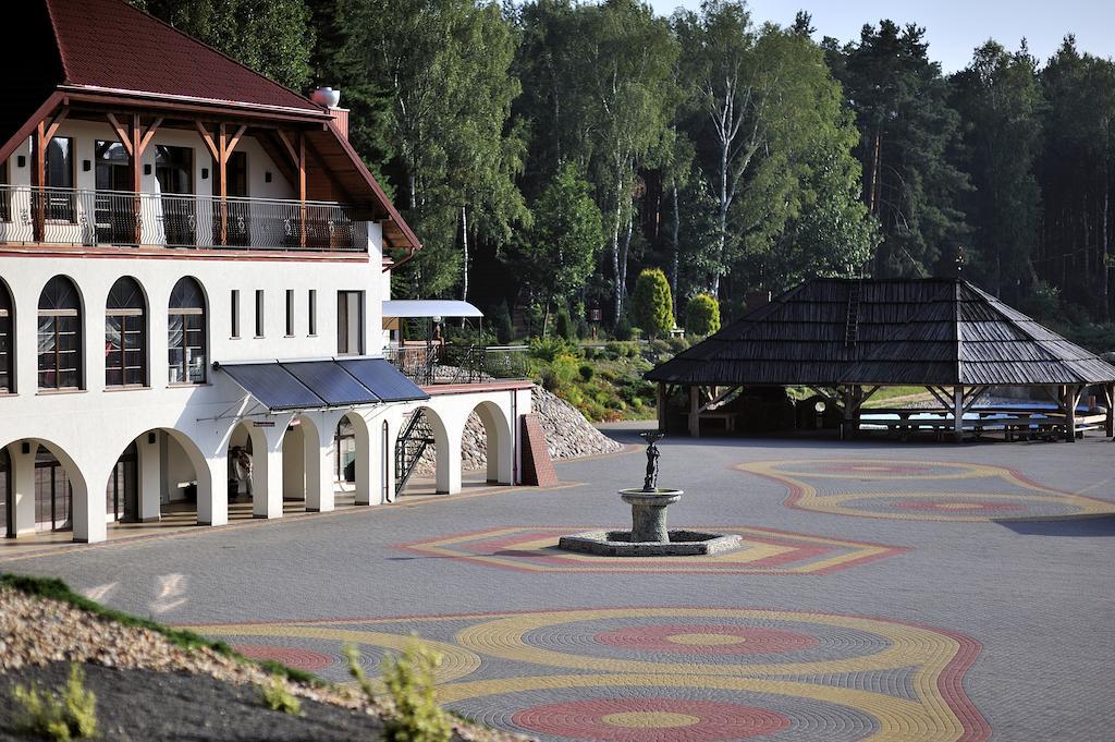 Malutkie Resort Radomsko Eksteriør bilde