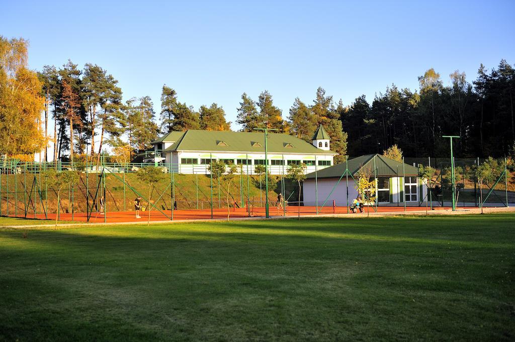 Malutkie Resort Radomsko Eksteriør bilde