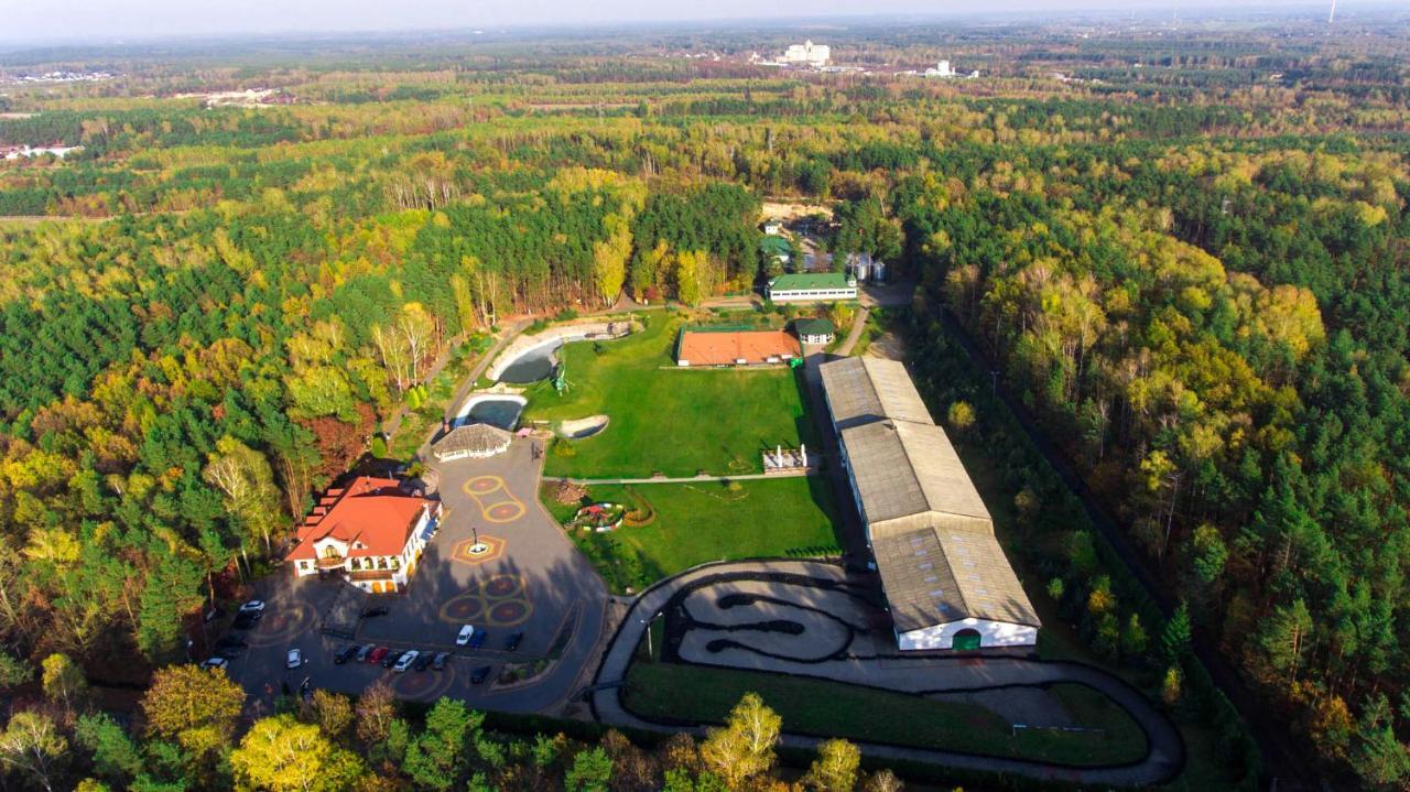 Malutkie Resort Radomsko Eksteriør bilde